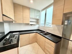 East Shine (D14), Apartment #573550801